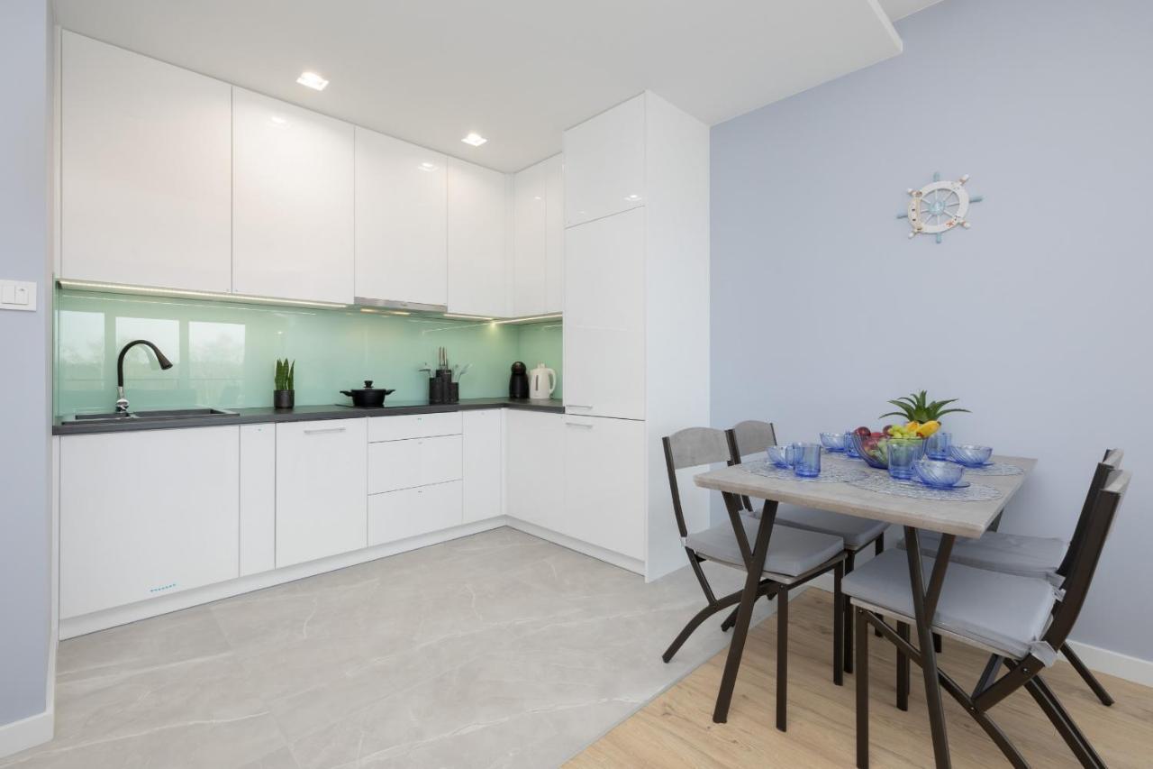 Wellness & Spa Resort Dziwnow Riverfront Apartments With Parking By Noclegi Renters エクステリア 写真
