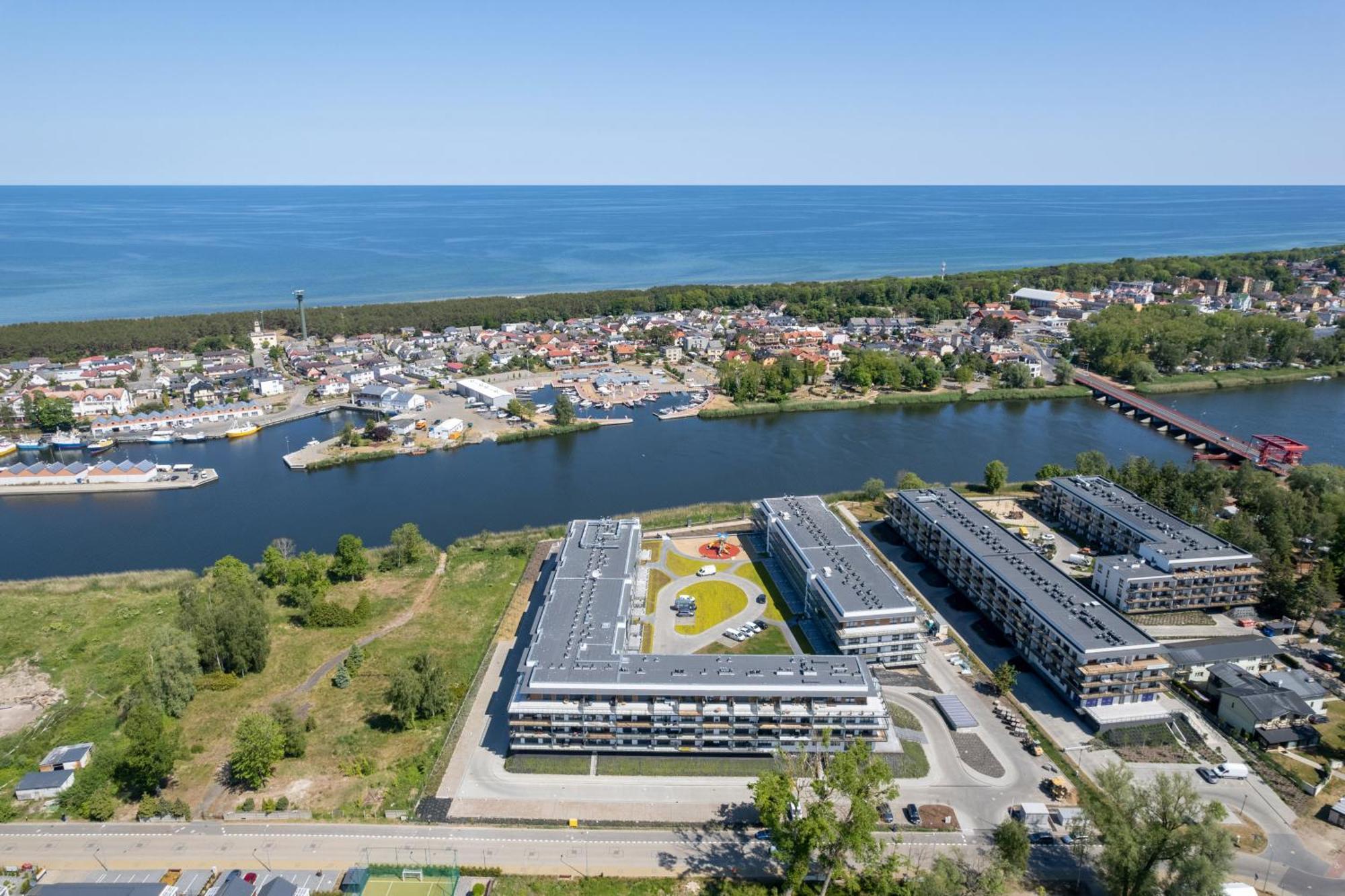 Wellness & Spa Resort Dziwnow Riverfront Apartments With Parking By Noclegi Renters エクステリア 写真