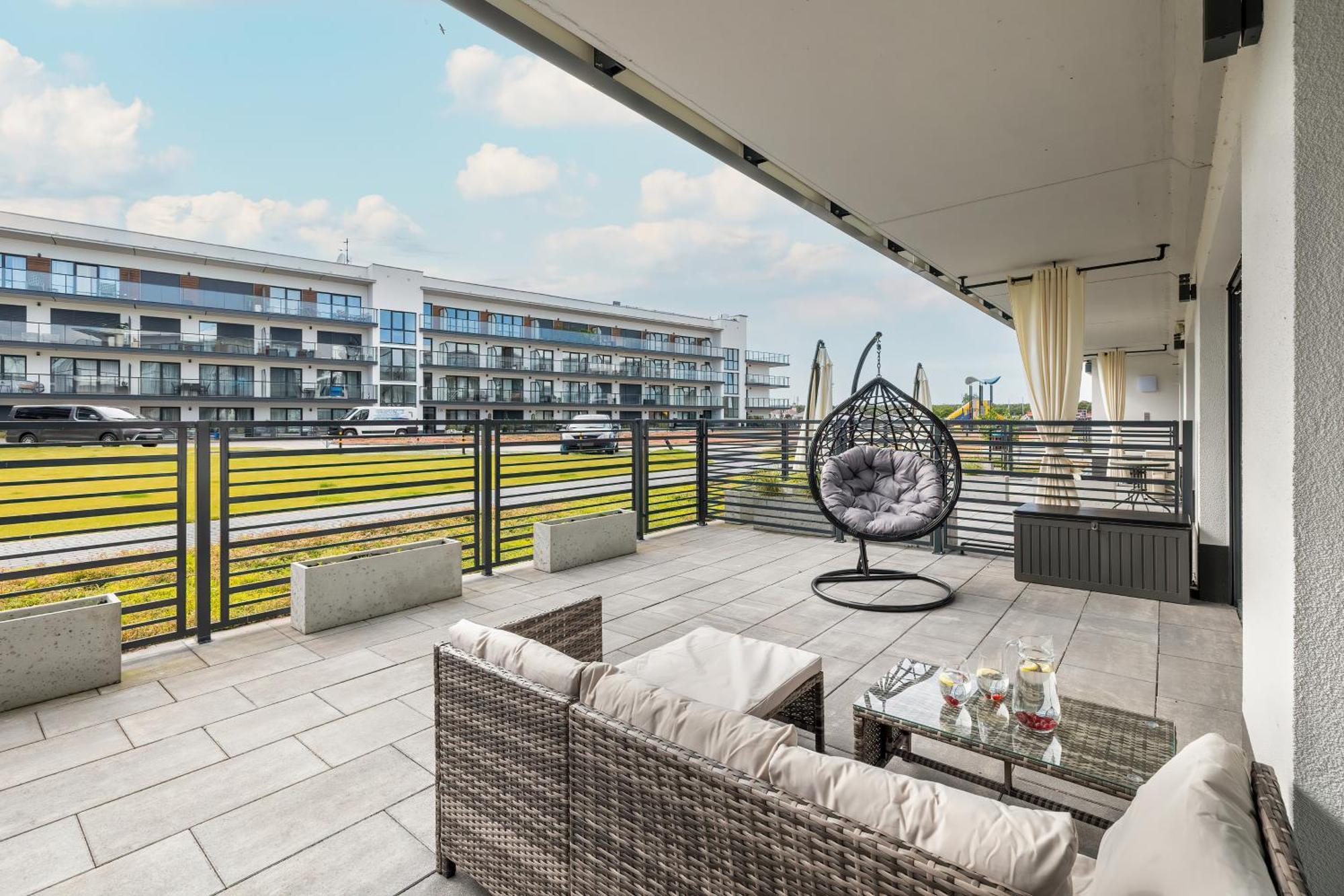 Wellness & Spa Resort Dziwnow Riverfront Apartments With Parking By Noclegi Renters エクステリア 写真