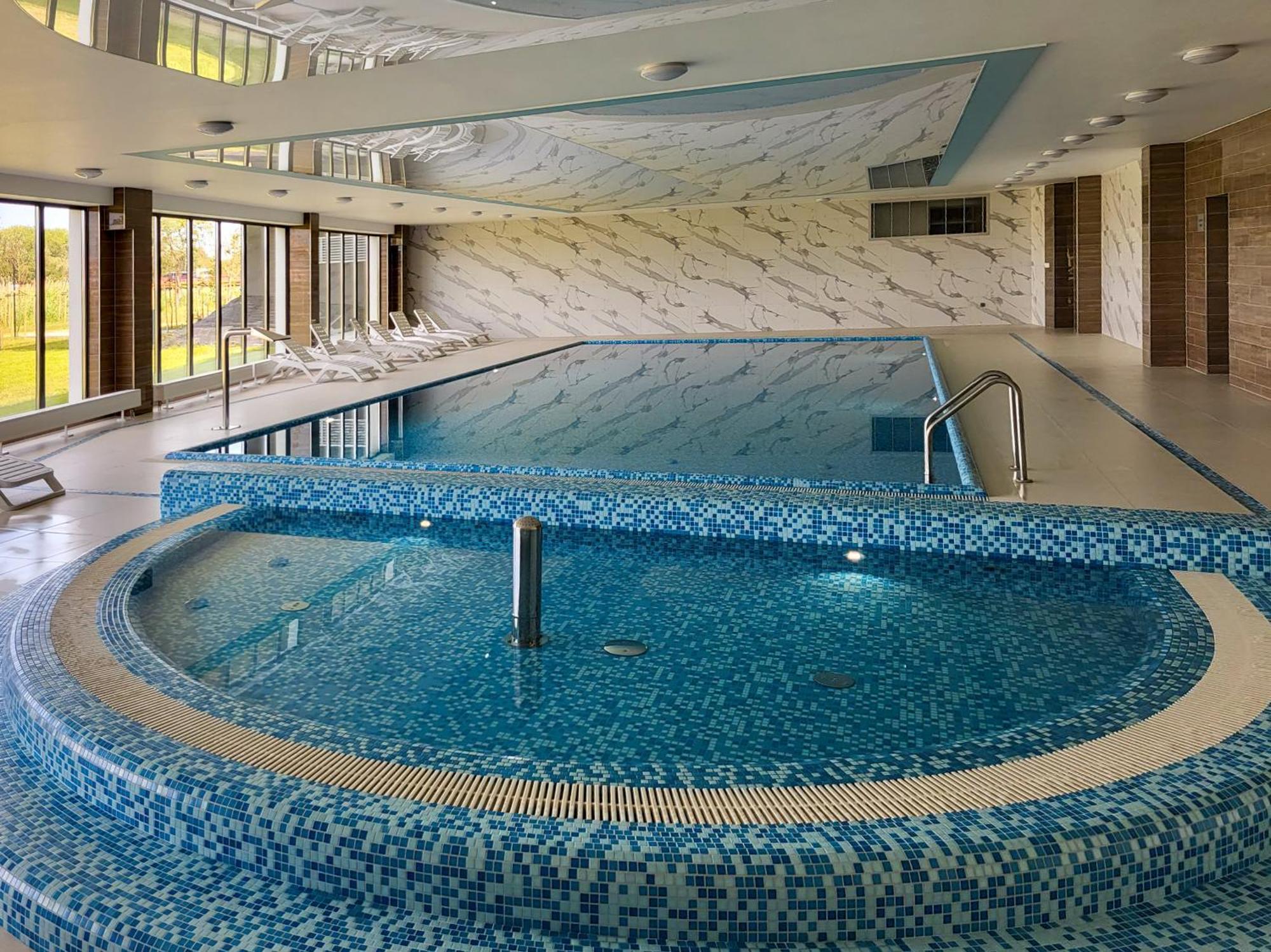 Wellness & Spa Resort Dziwnow Riverfront Apartments With Parking By Noclegi Renters エクステリア 写真